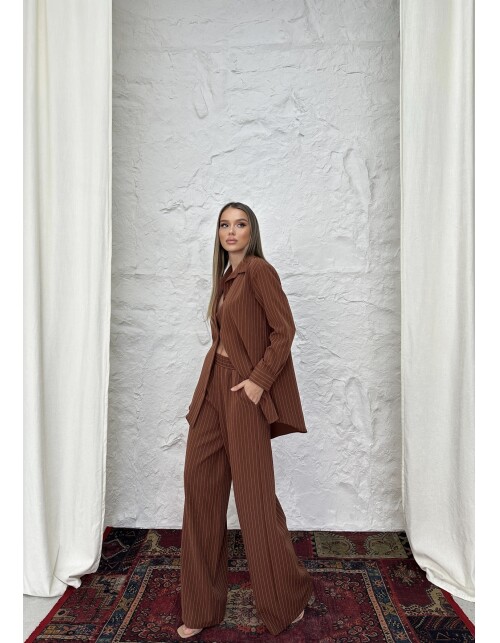 836 - Çizgili Takım