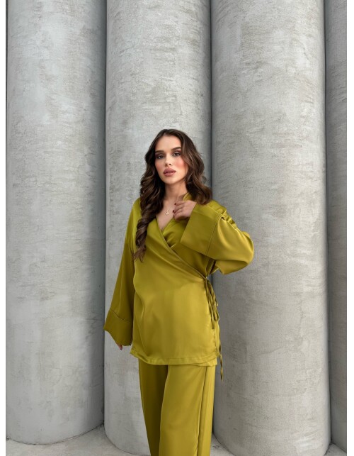 869 - Kruvaze Yandan Bağlamalı Saten Takım