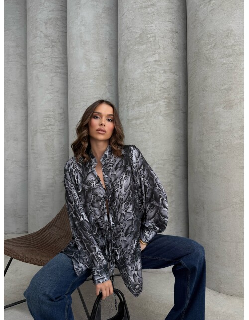 877 - Üç Bağcıklı Saten Gömlek