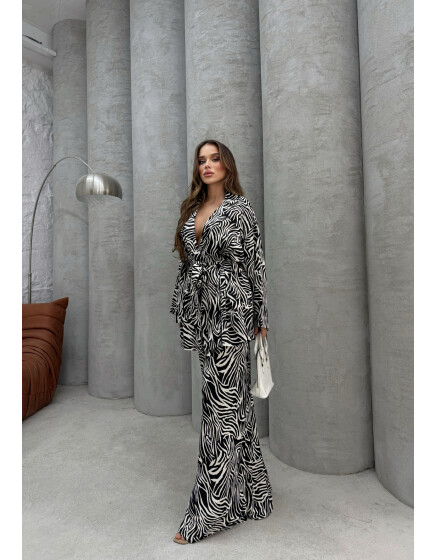 867 - Etekli Desenli Saten Takım